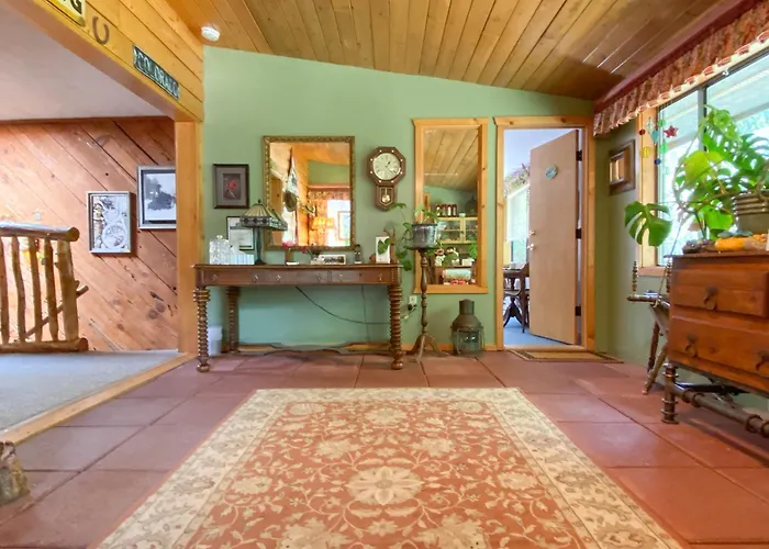 Country Sunshine Bed And Breakfast