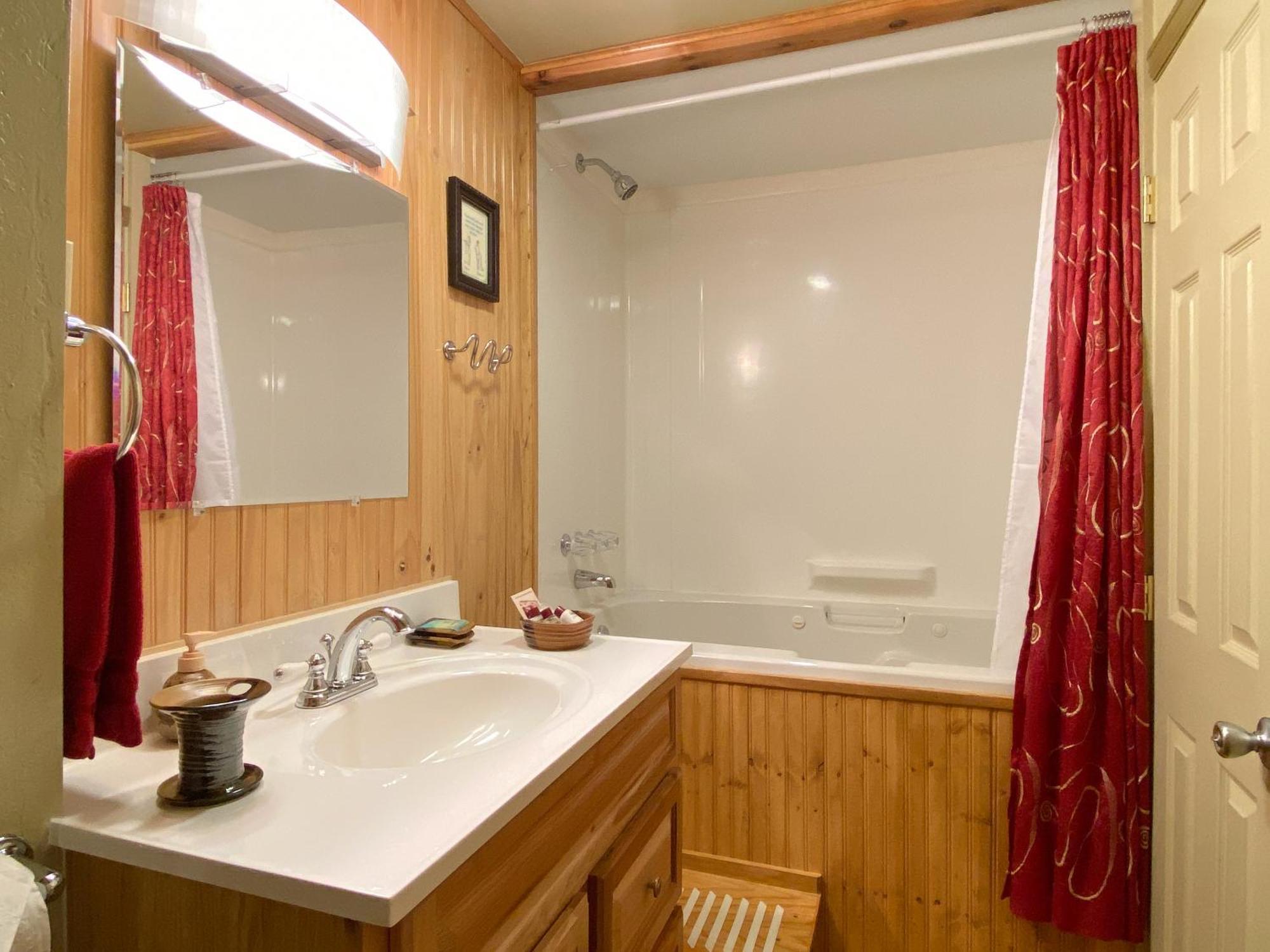 Country Sunshine Bed and breakfast Hermosa